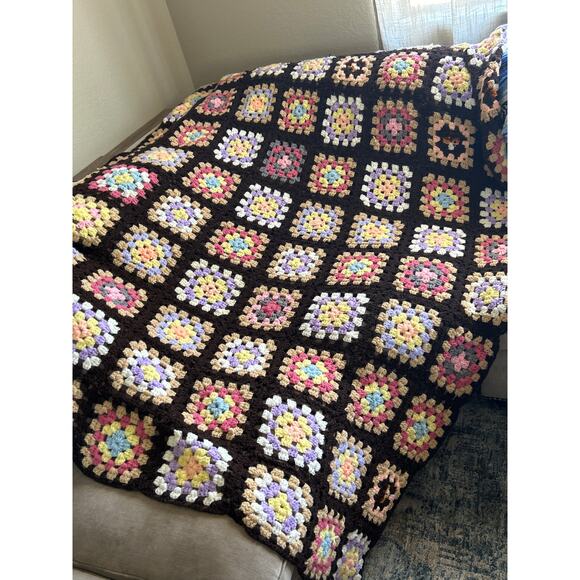 Vintage 70s Granny Square Crocheted Blanket - Picture 1 of 5